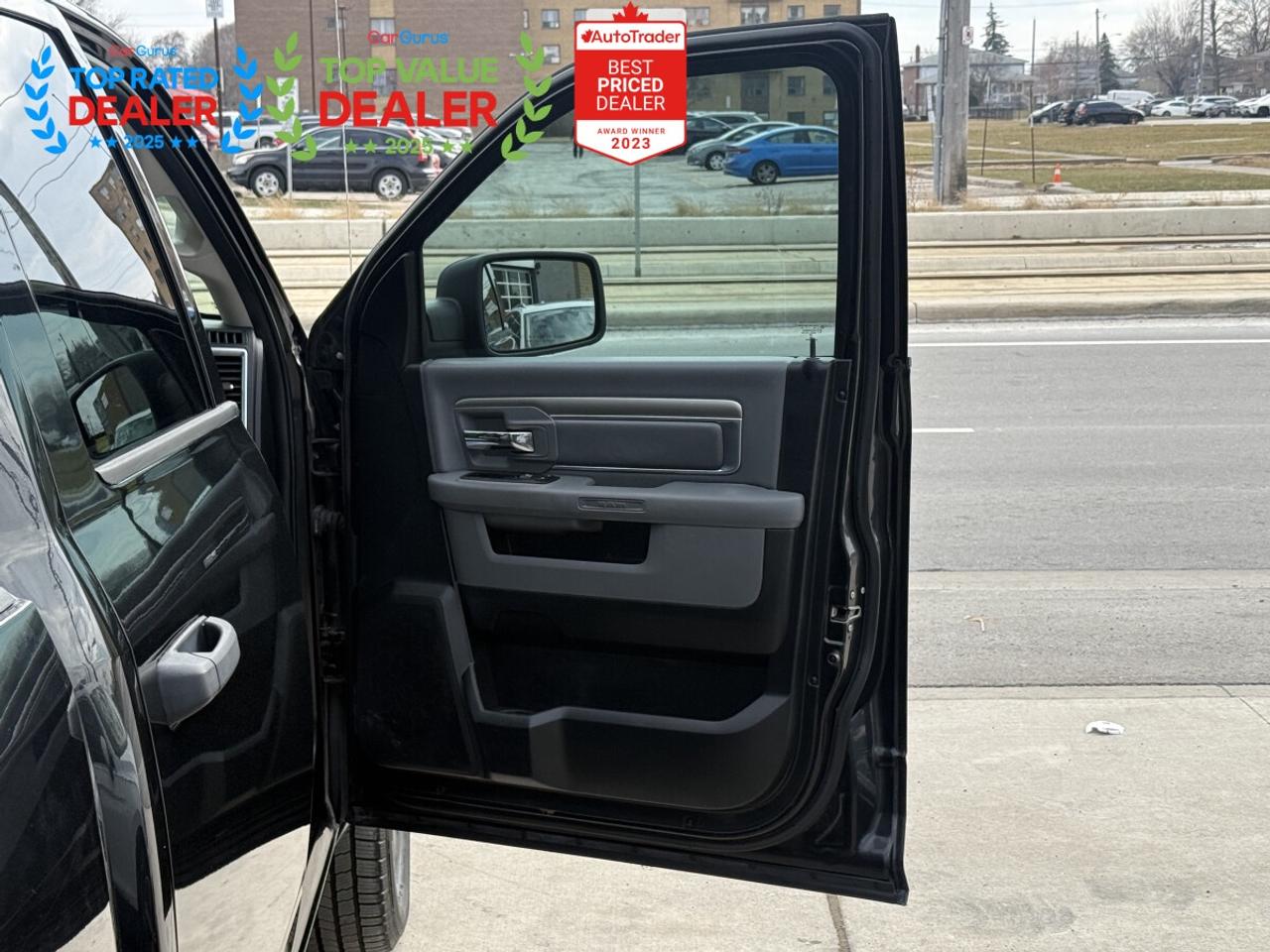 2018 RAM 1500 SLT | NAVI | BACK UP CAMERA | HEATED SEATS Photo