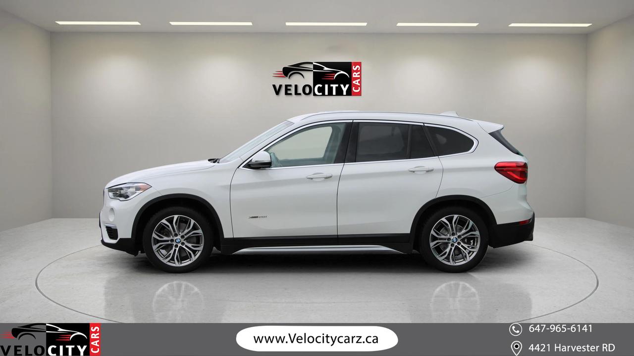 2016 BMW X1  Photo