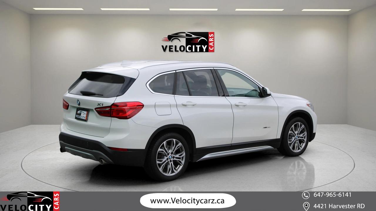 2016 BMW X1  Photo