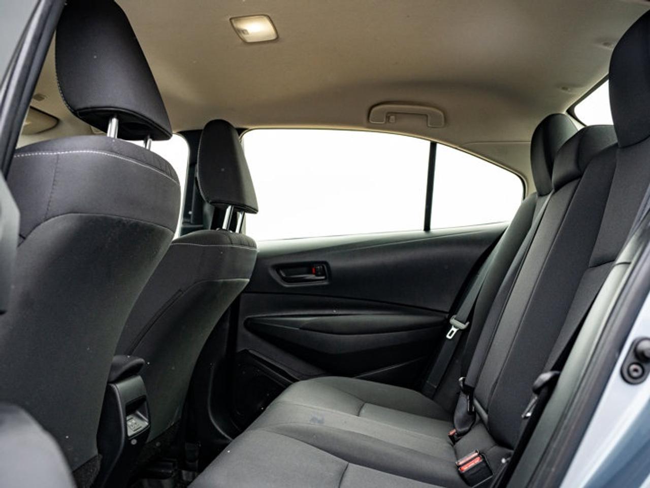 2023 Toyota Corolla Hybrid LE Photo