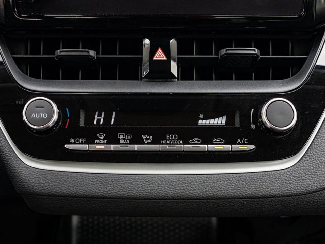 2023 Toyota Corolla Hybrid LE Photo