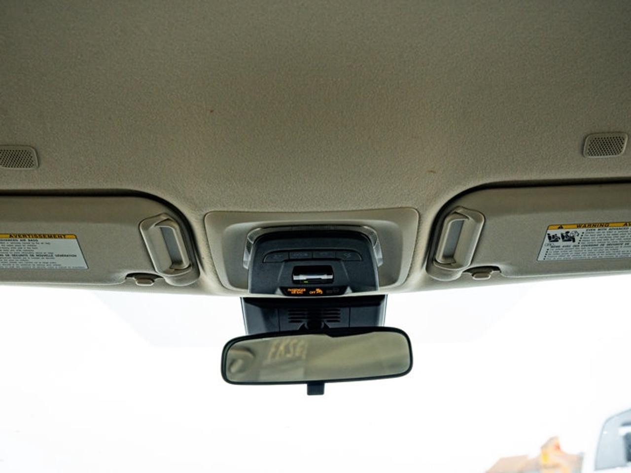 2023 Toyota Corolla Hybrid LE Photo