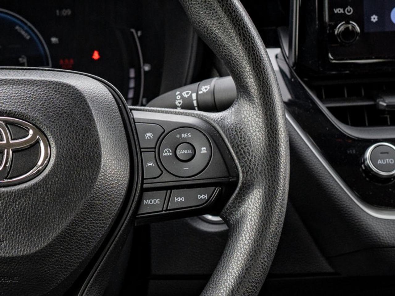 2023 Toyota Corolla Hybrid LE Photo