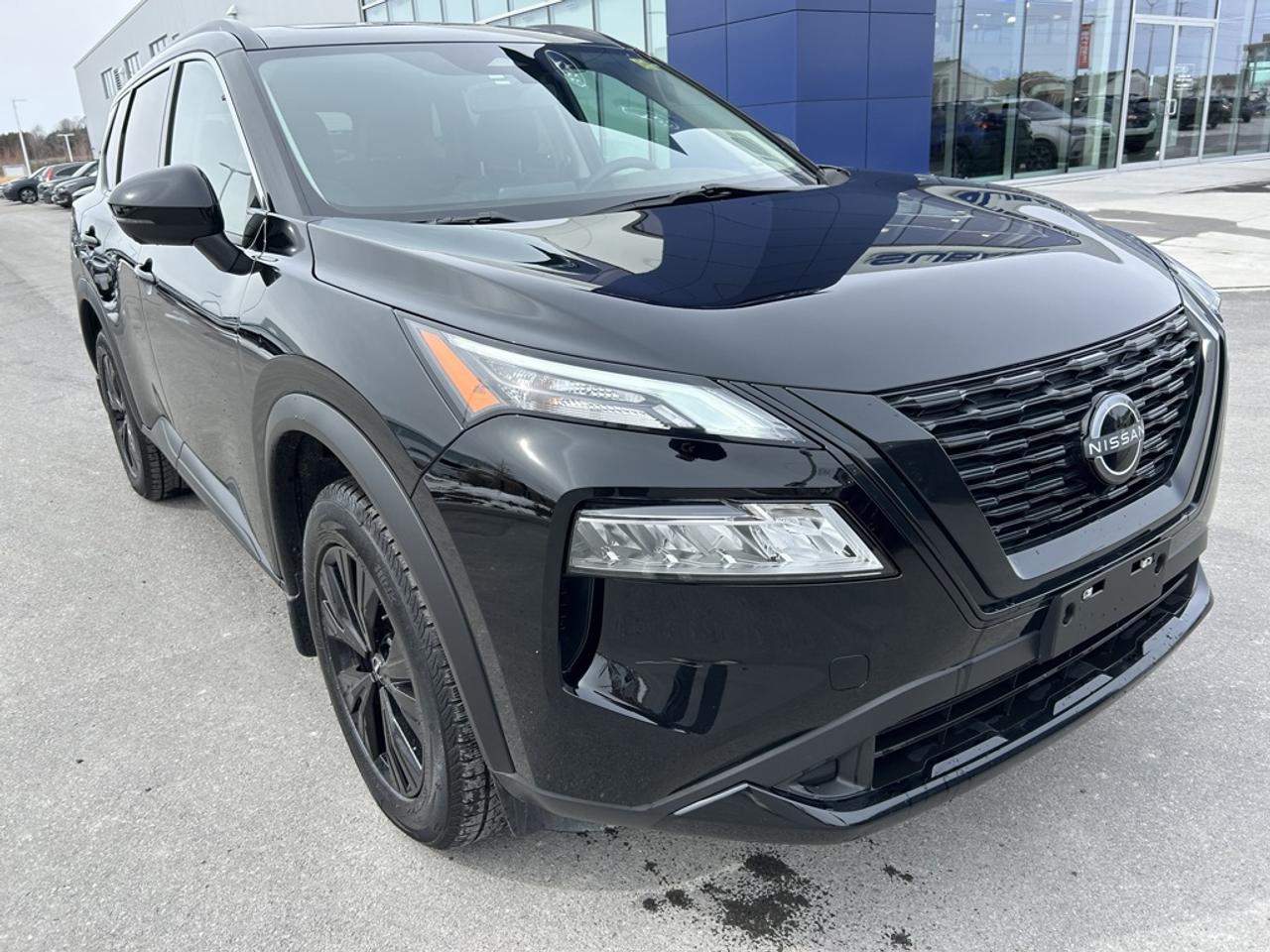 2023 Nissan Rogue SV Photo