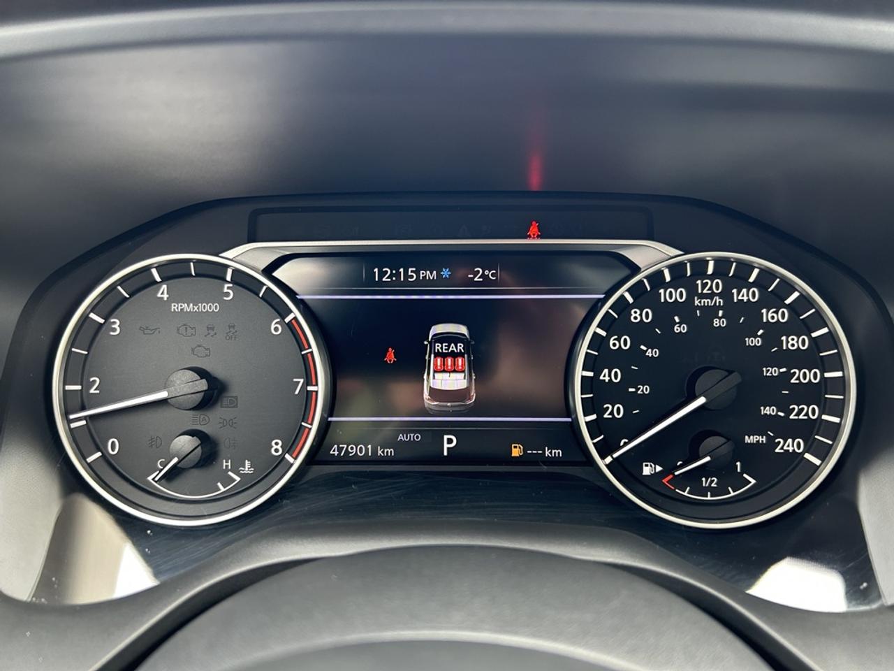 2023 Nissan Rogue SV Photo