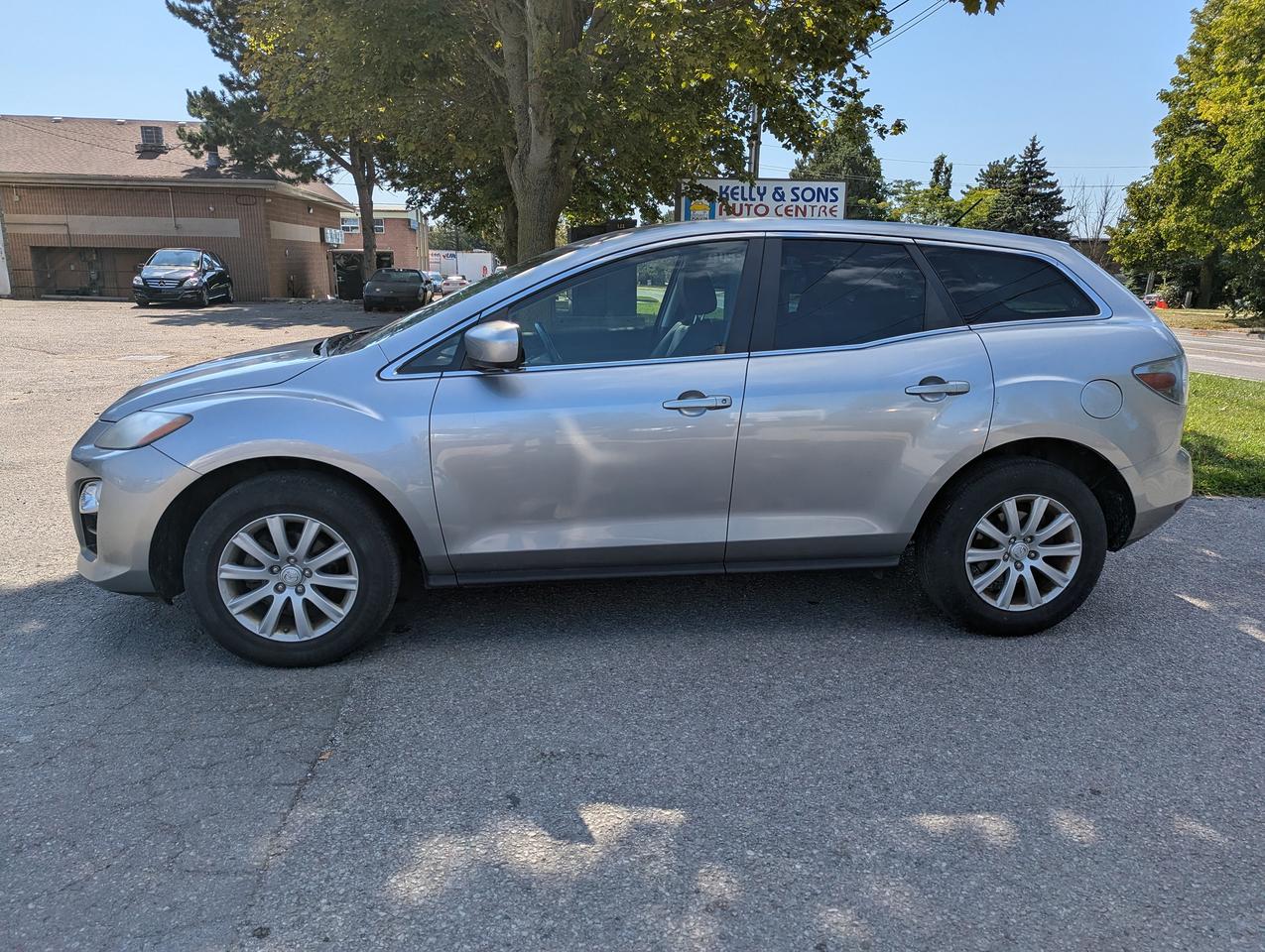 2011 Mazda CX-7 'Zoom Zoom ZOOM" certified + FREE 6M warranty Photo3