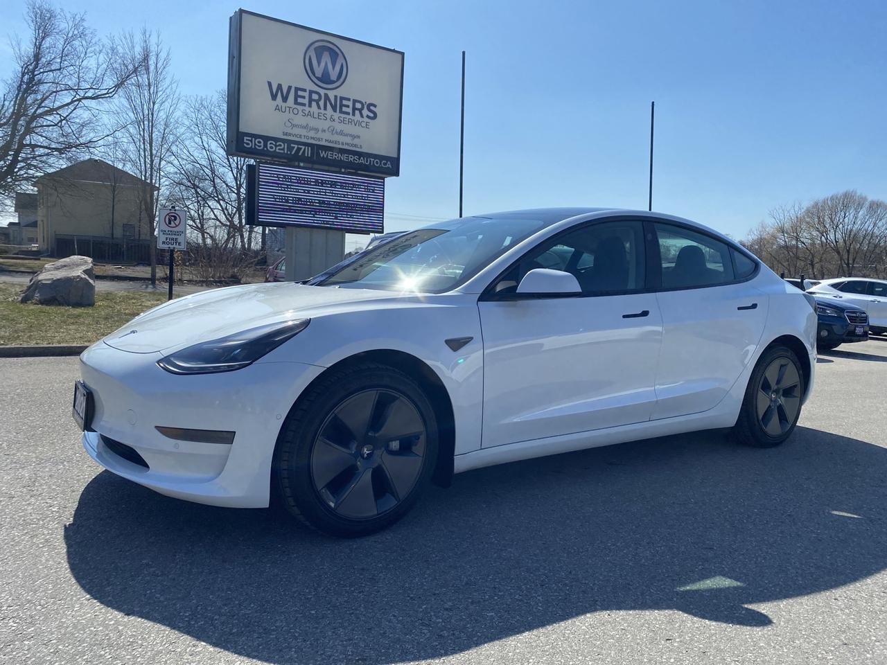 2021 Tesla Model 3 STANDARD RANGE PLUS