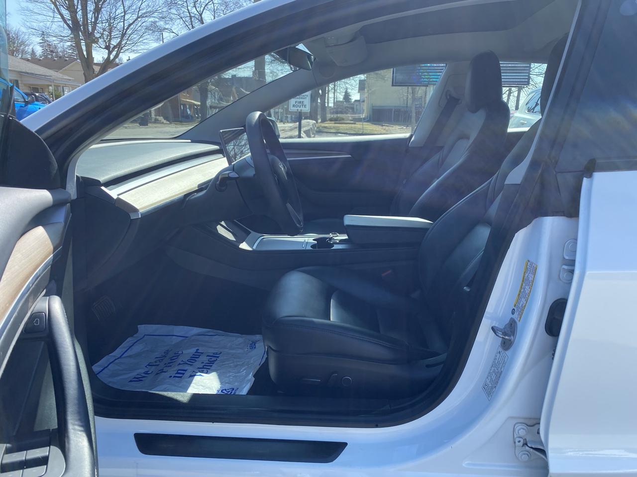 2021 Tesla Model 3 STANDARD RANGE PLUS - Photo #6