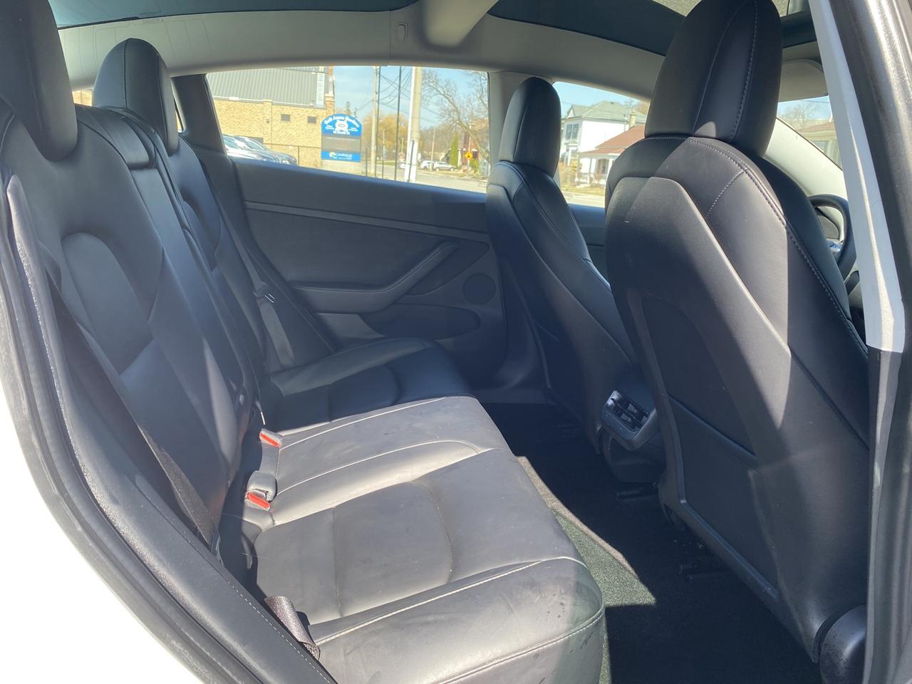 2021 Tesla Model 3 STANDARD RANGE PLUS - Photo #8