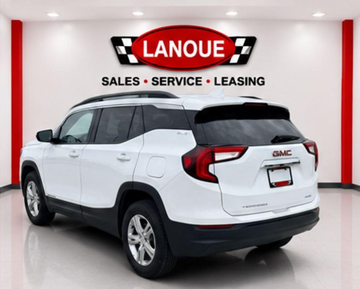 2024 GMC Terrain SLE Photo