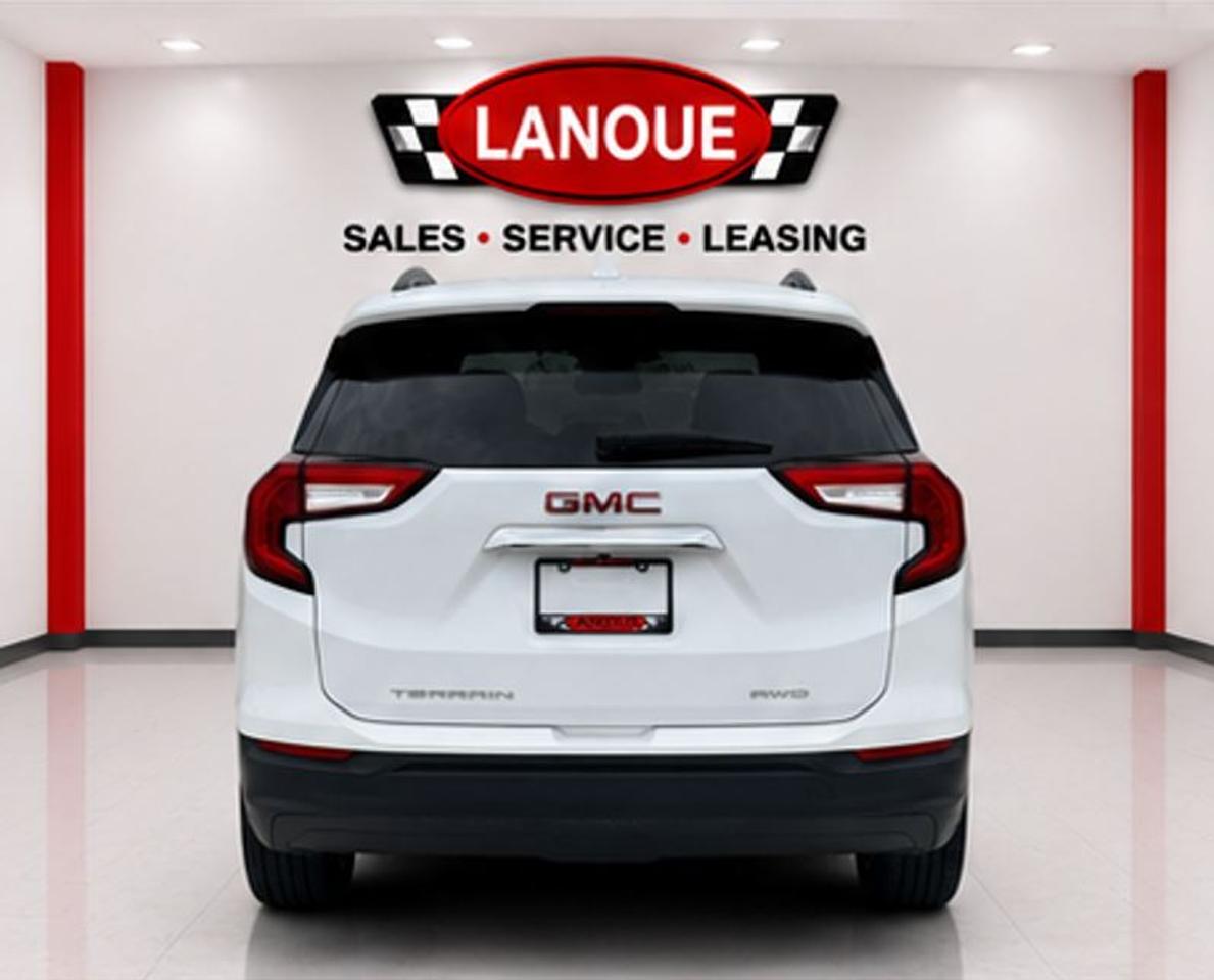 2024 GMC Terrain SLE Photo