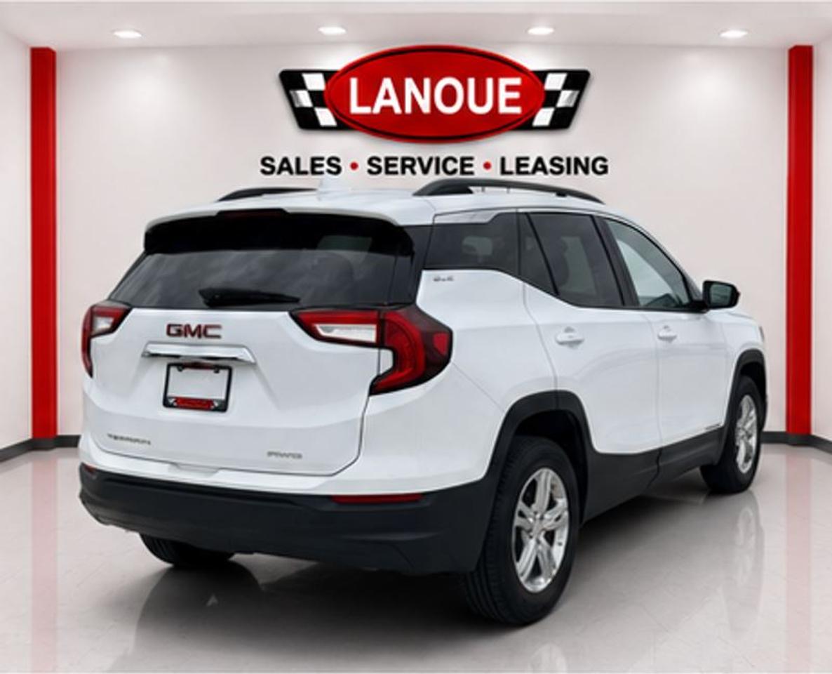 2024 GMC Terrain SLE Photo