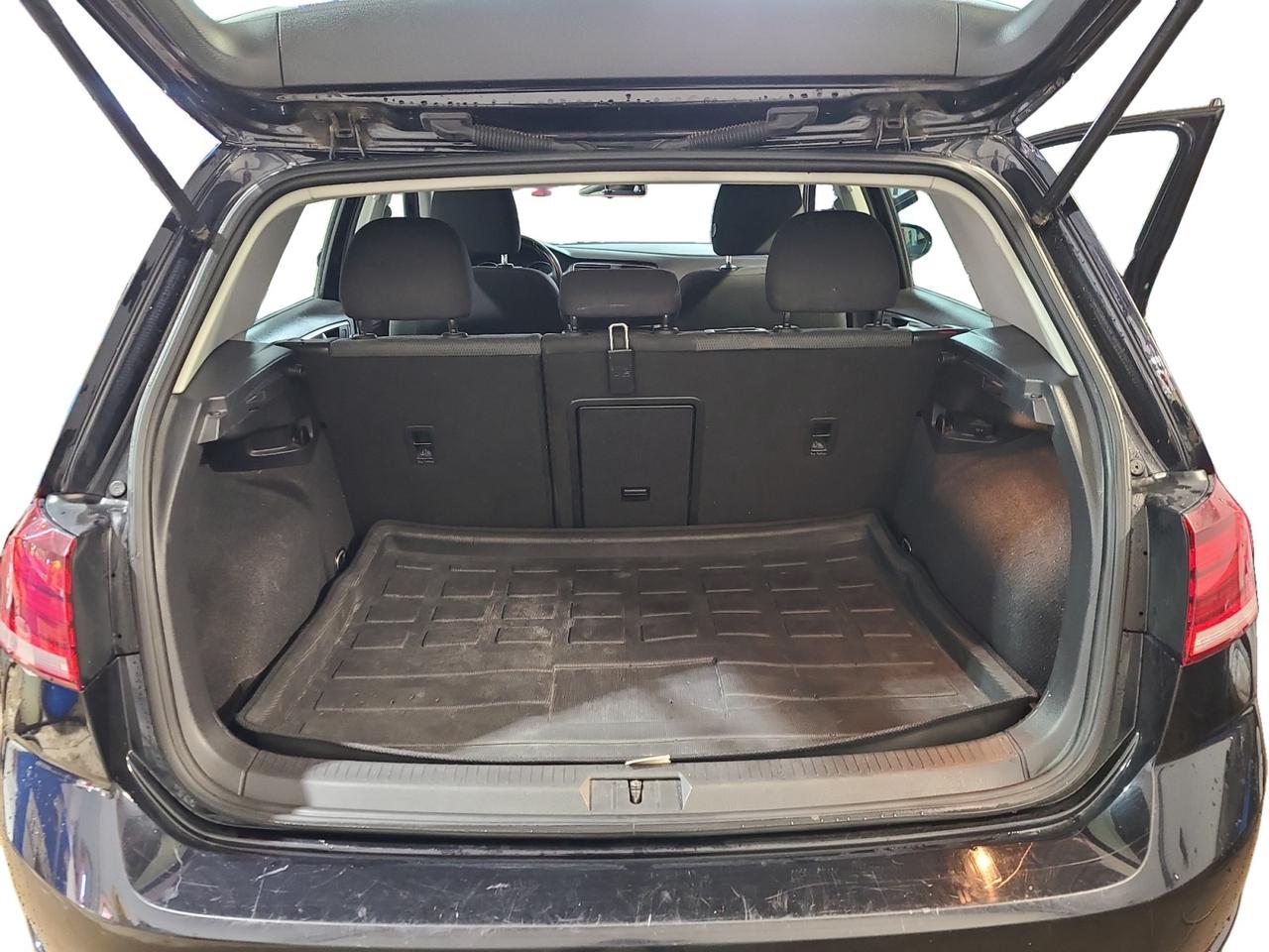 2019 Volkswagen Golf COMFORTLINE Photo