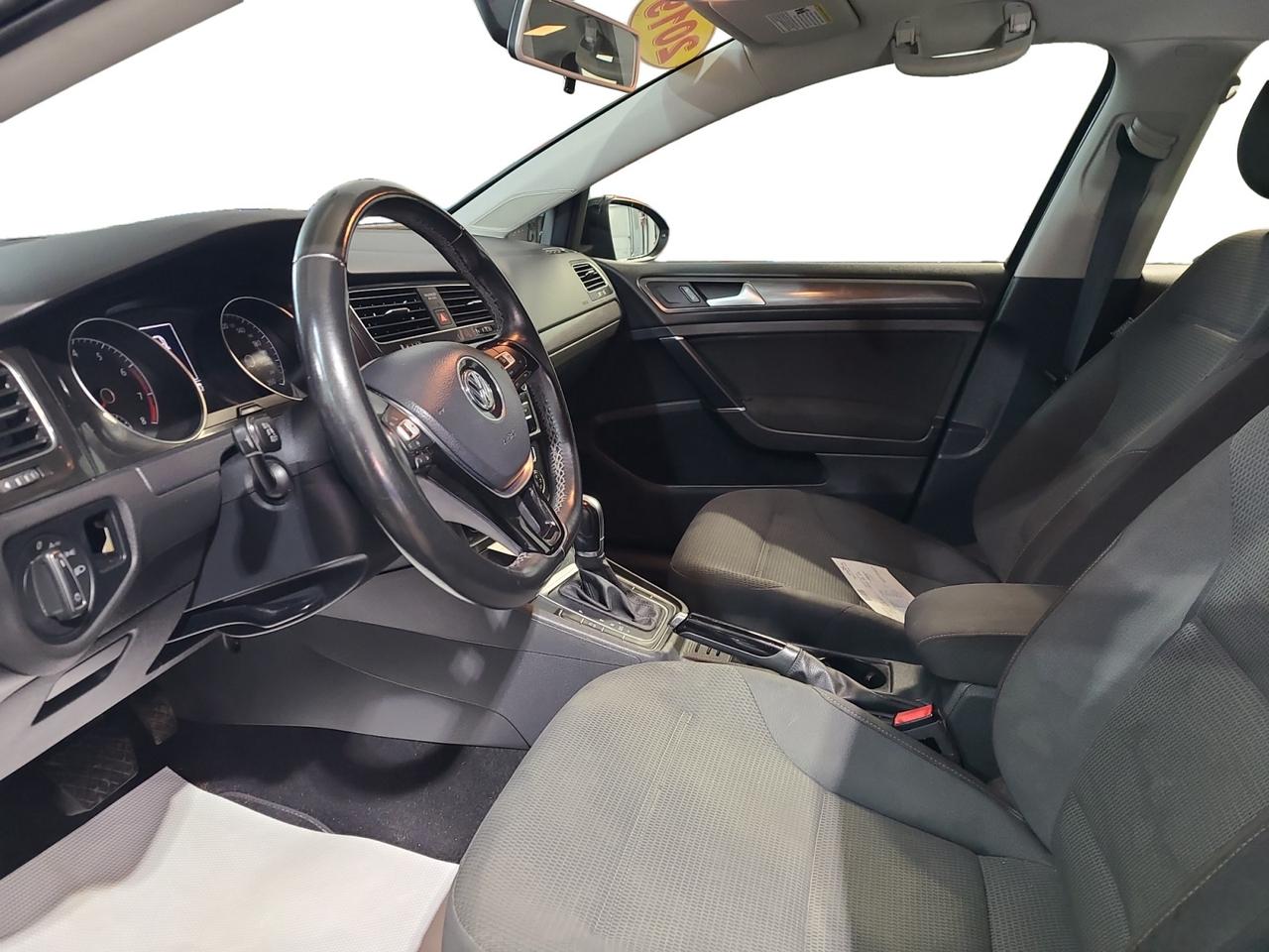2019 Volkswagen Golf COMFORTLINE Photo