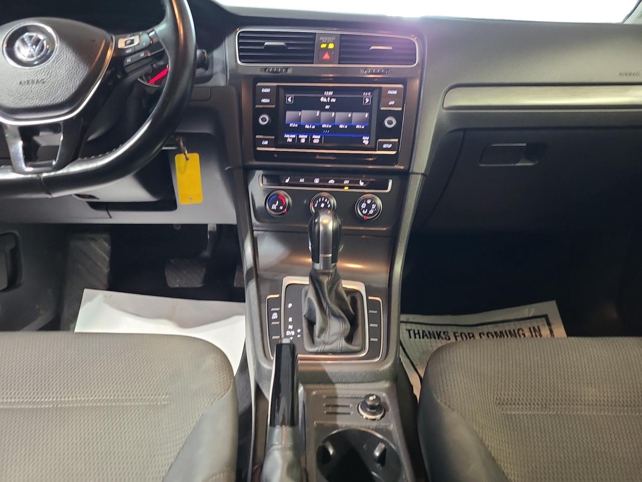 2019 Volkswagen Golf COMFORTLINE Photo