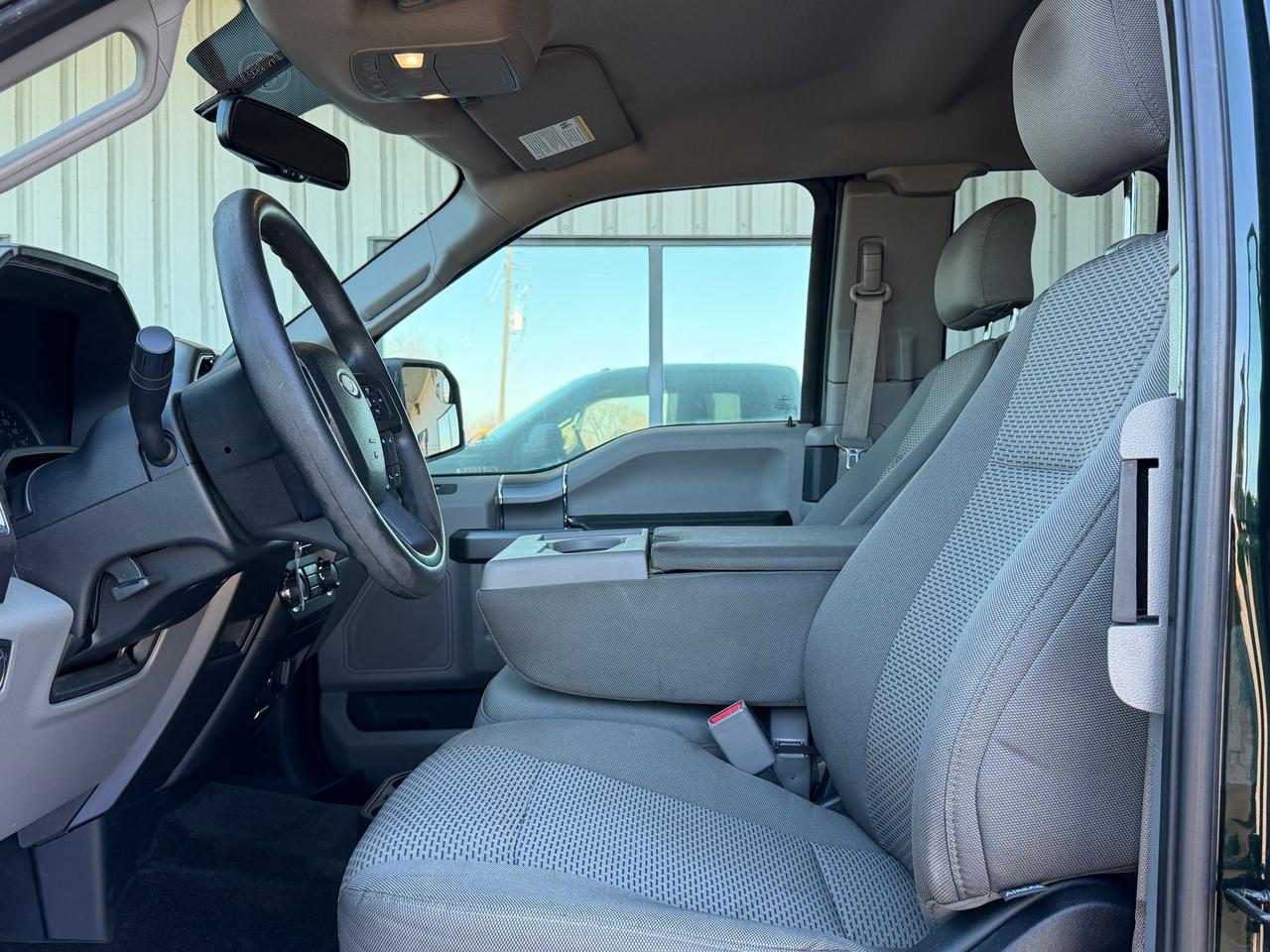 2015 Ford F-150 XLT SuperCab **EXCELLENT SERVICE HISTORY** Photo