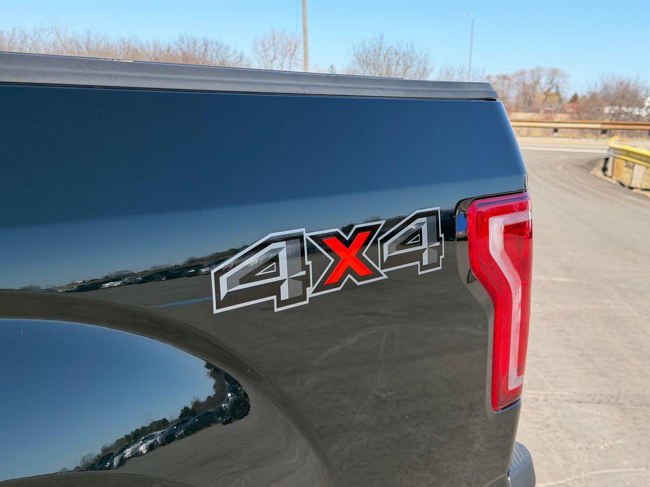 2015 Ford F-150 XLT SuperCab **EXCELLENT SERVICE HISTORY** Photo