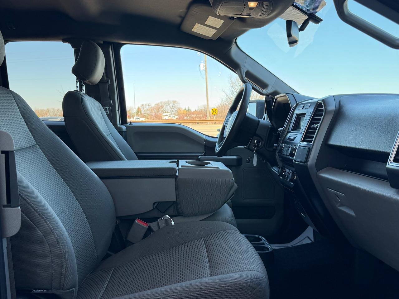 2015 Ford F-150 XLT SuperCab **EXCELLENT SERVICE HISTORY** Photo