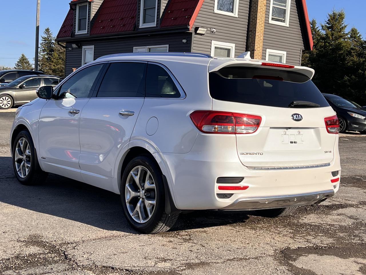 2017 Kia Sorento AWD 4dr SX V6 7-Seater Photo