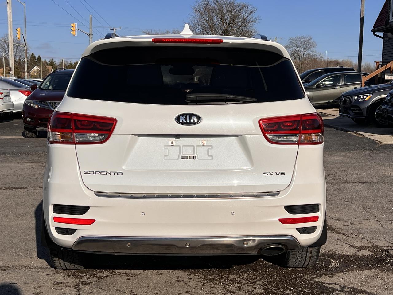 2017 Kia Sorento AWD 4dr SX V6 7-Seater Photo