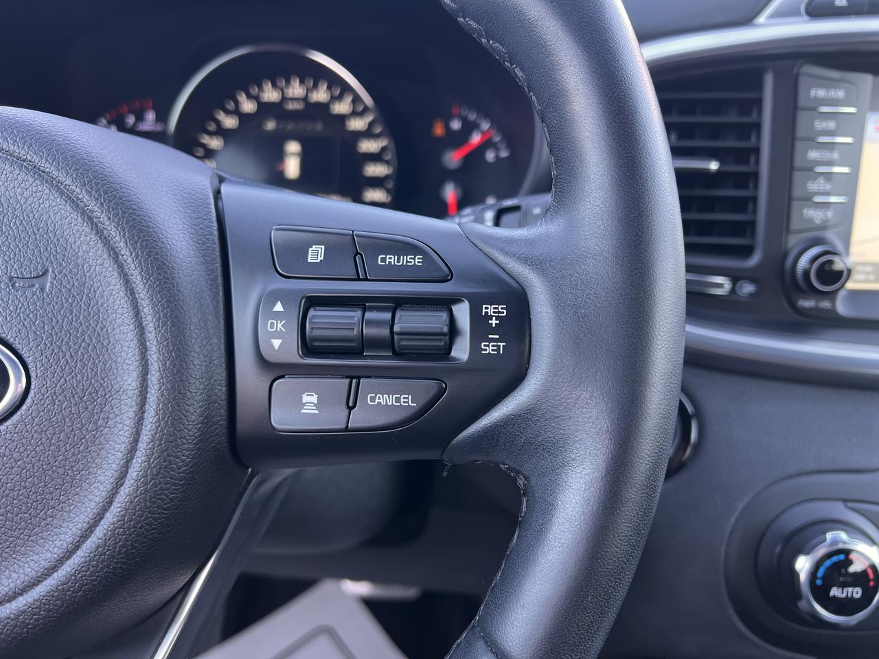 2017 Kia Sorento AWD 4dr SX V6 7-Seater Photo