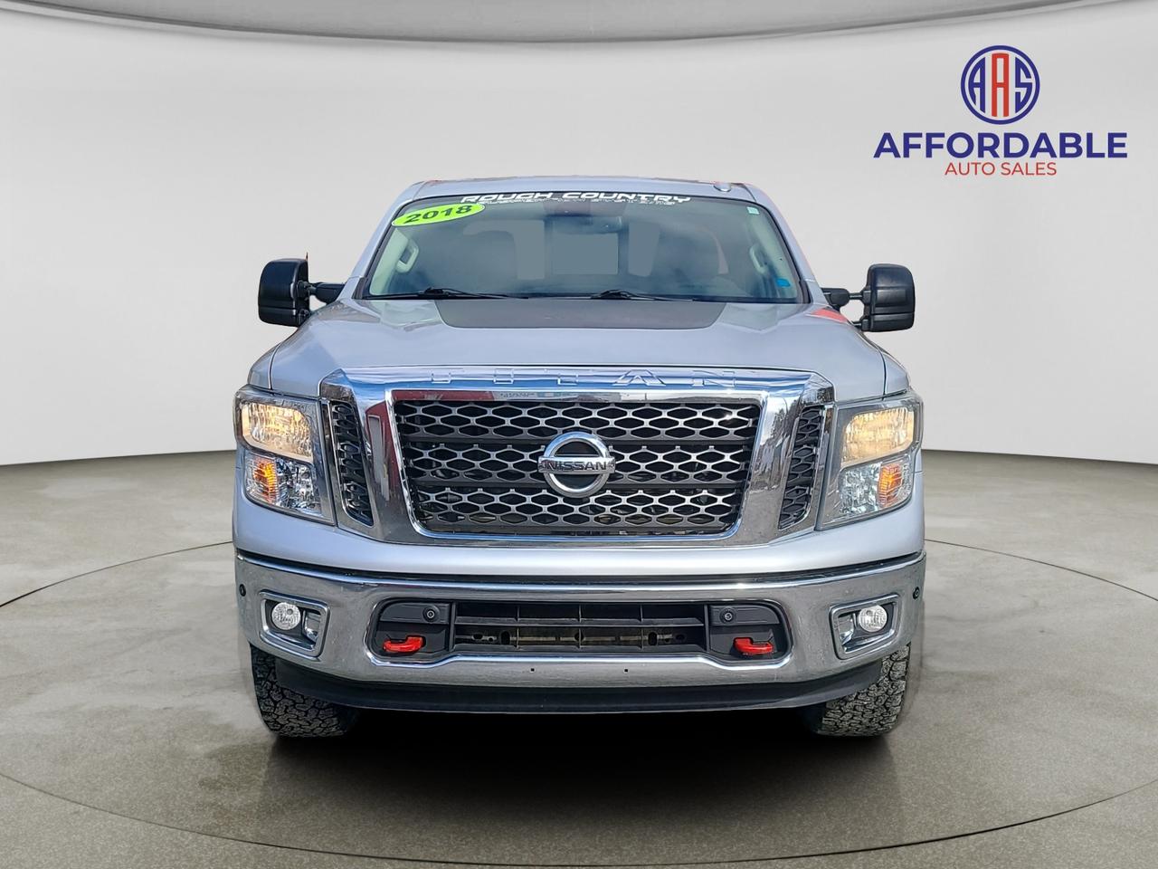 2018 Nissan Titan SV - Photo #8