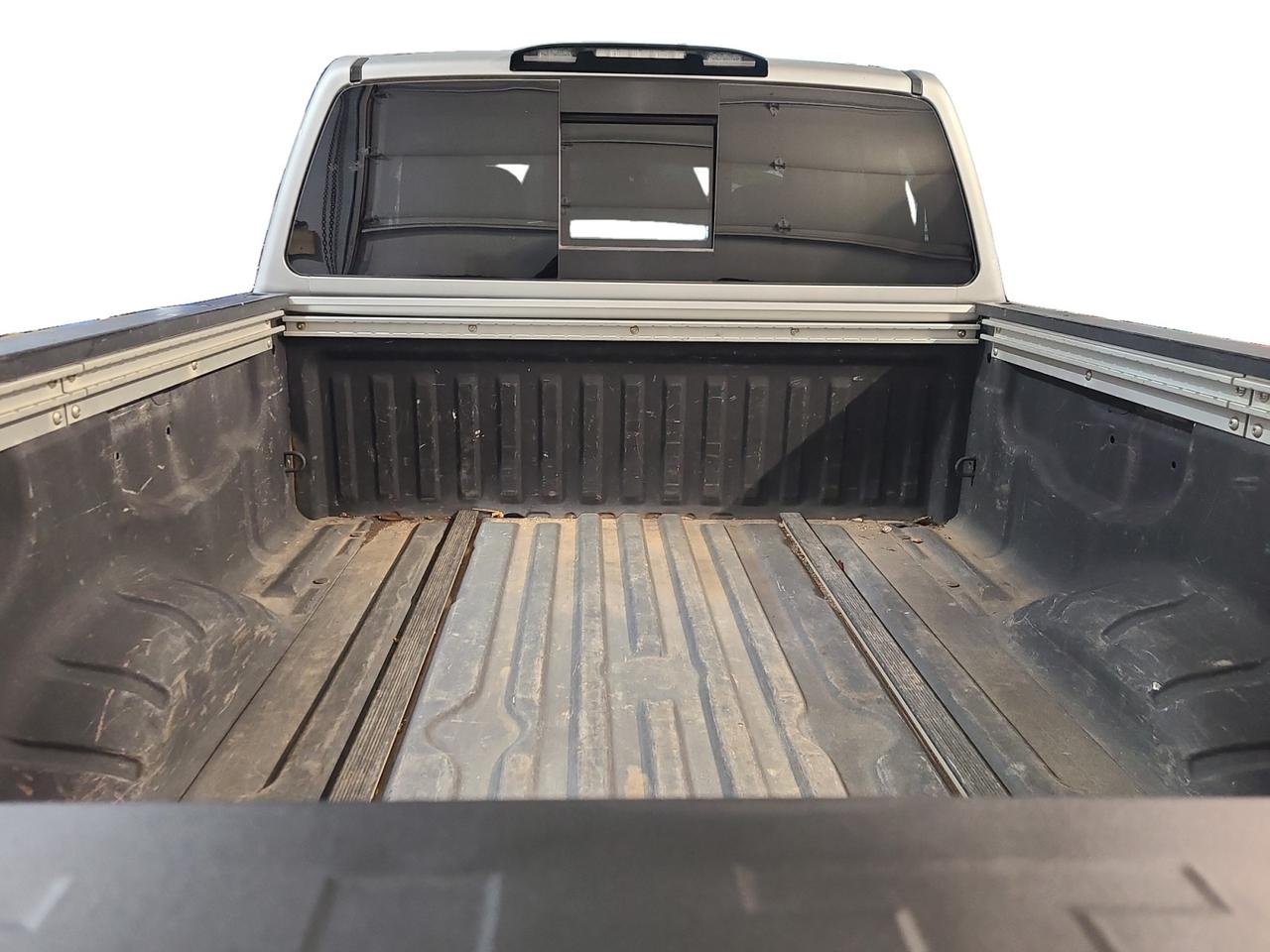 2018 Nissan Titan SV - Photo #18