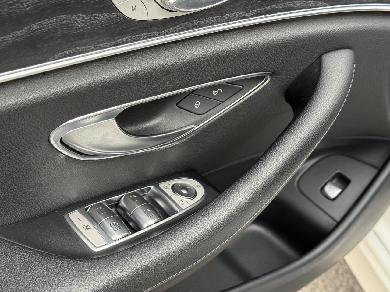 2020 Mercedes-Benz E-Class E 350 Photo