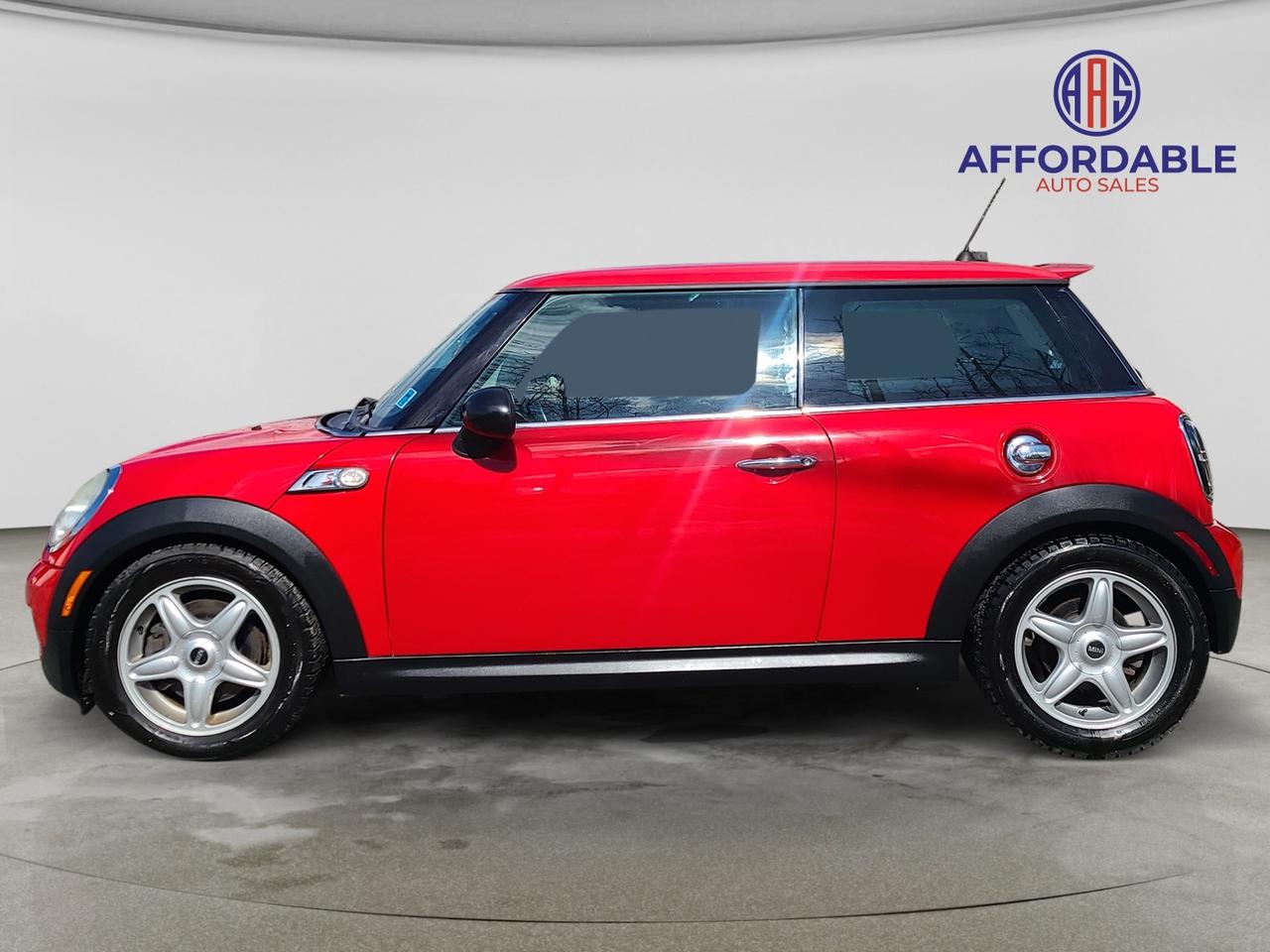 2010 MINI Cooper S - Photo #2