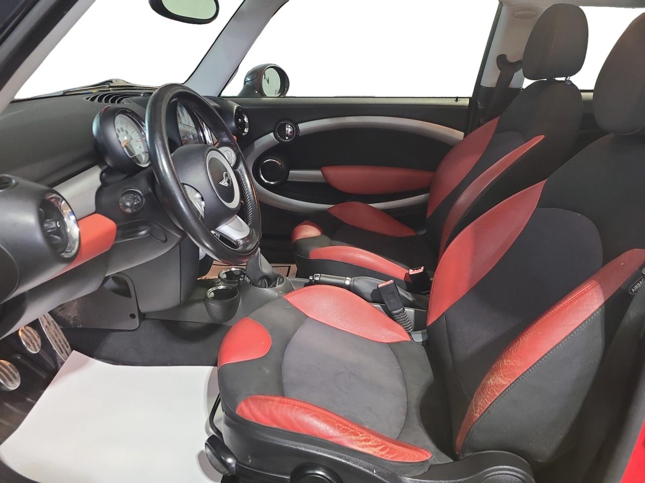 2010 MINI Cooper S - Photo #10