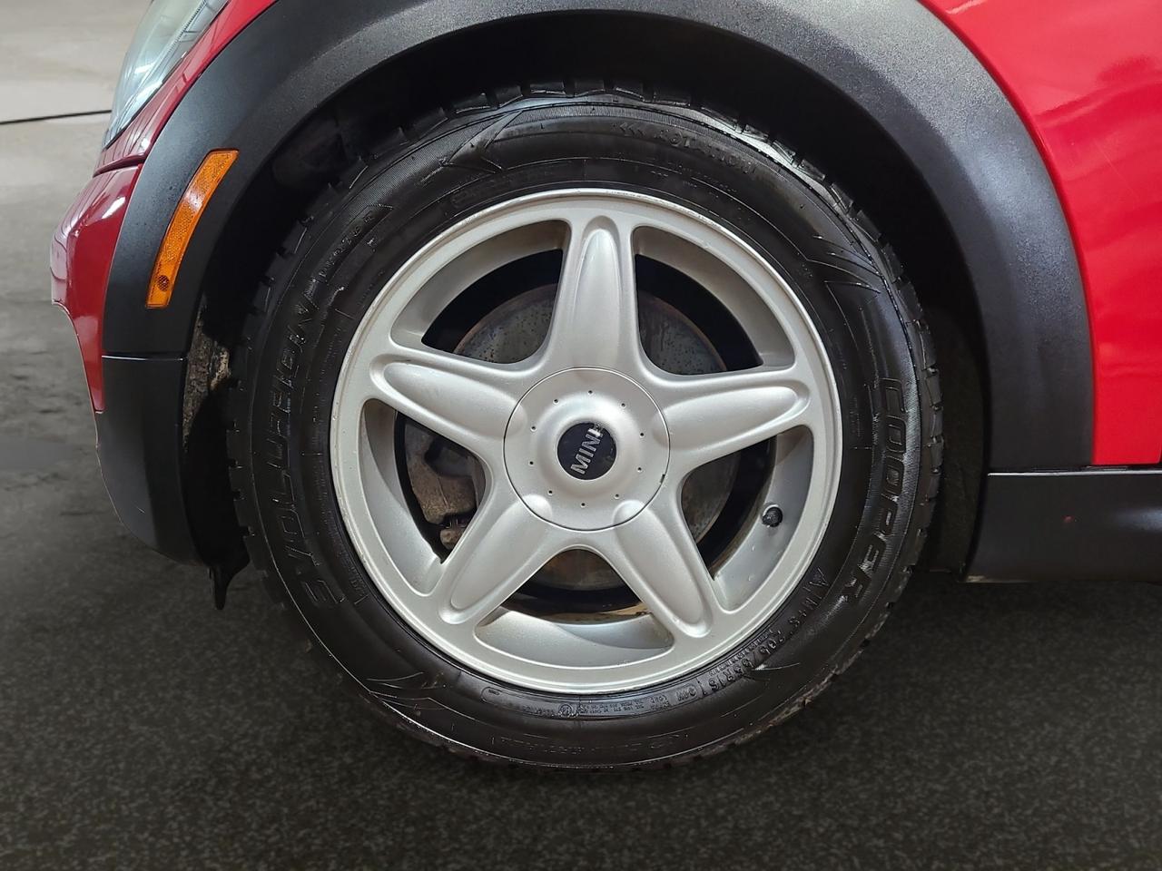 2010 MINI Cooper S - Photo #9