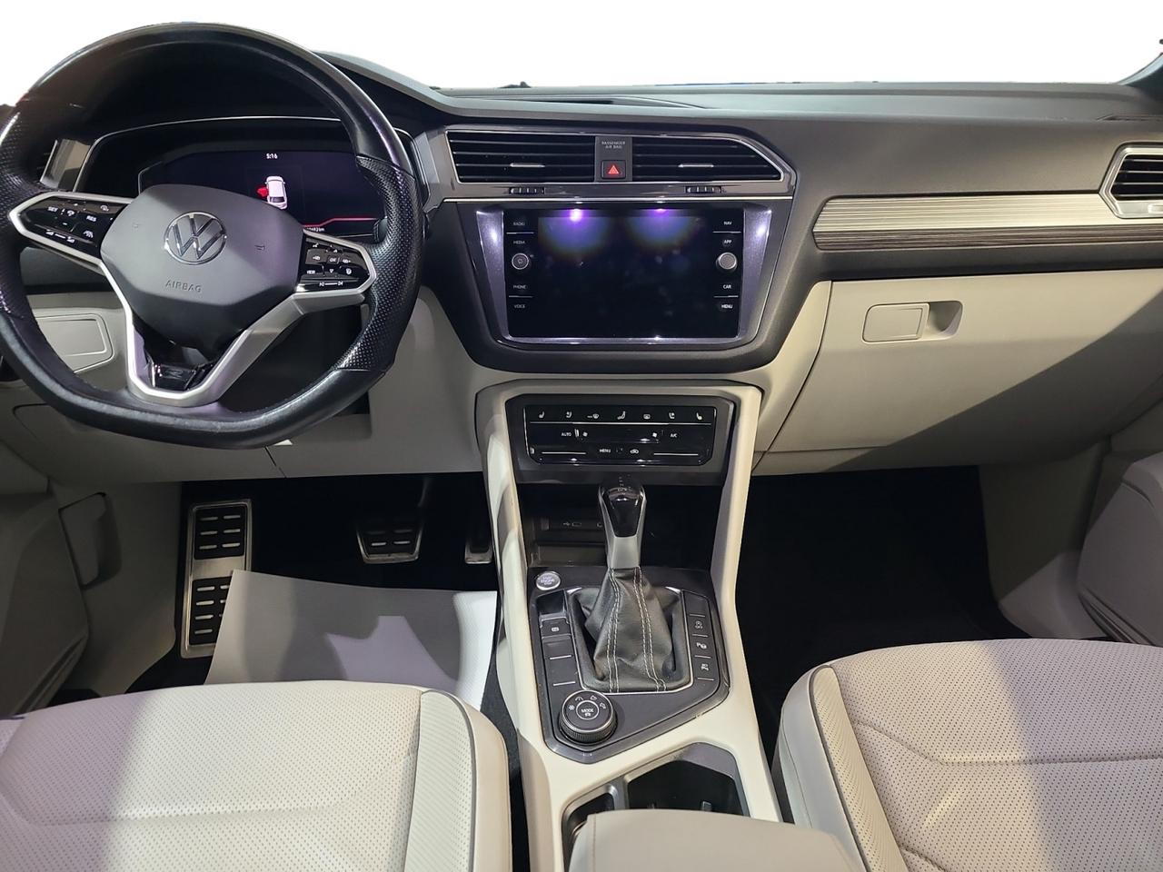 2022 Volkswagen Tiguan Highline R-line - Photo #12