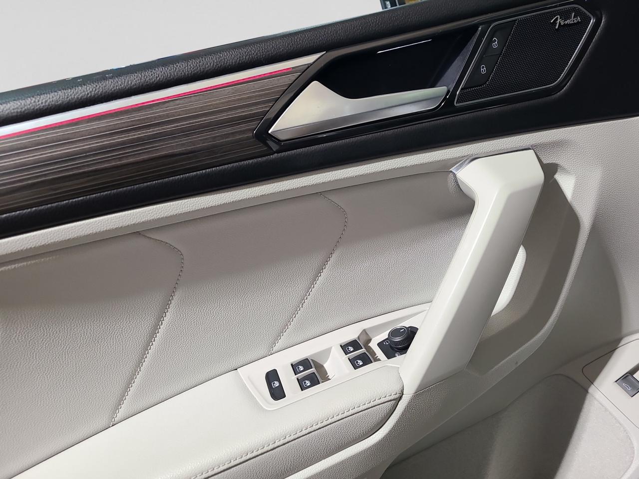 2022 Volkswagen Tiguan Highline R-line - Photo #11