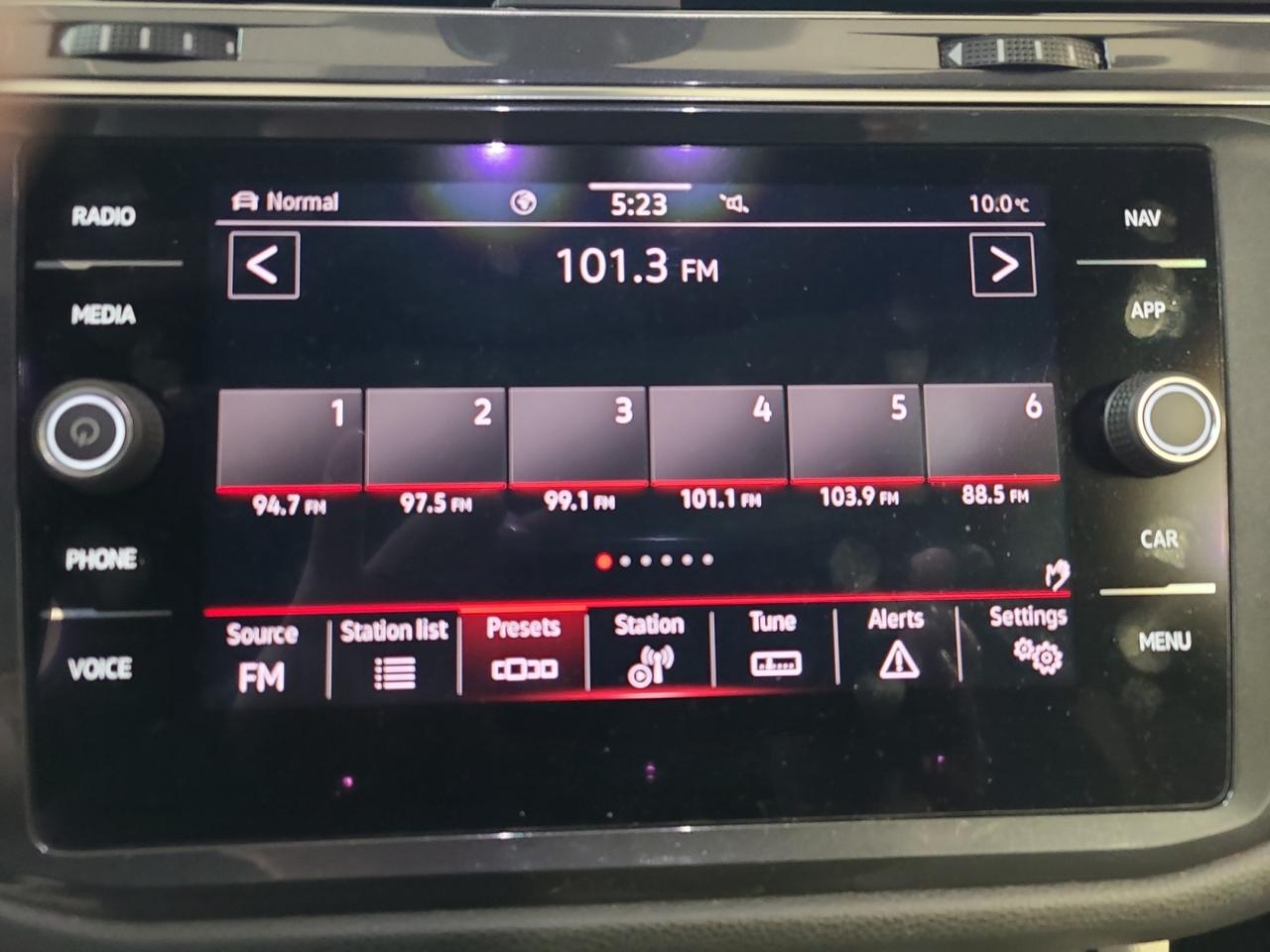 2022 Volkswagen Tiguan Highline R-line - Photo #23