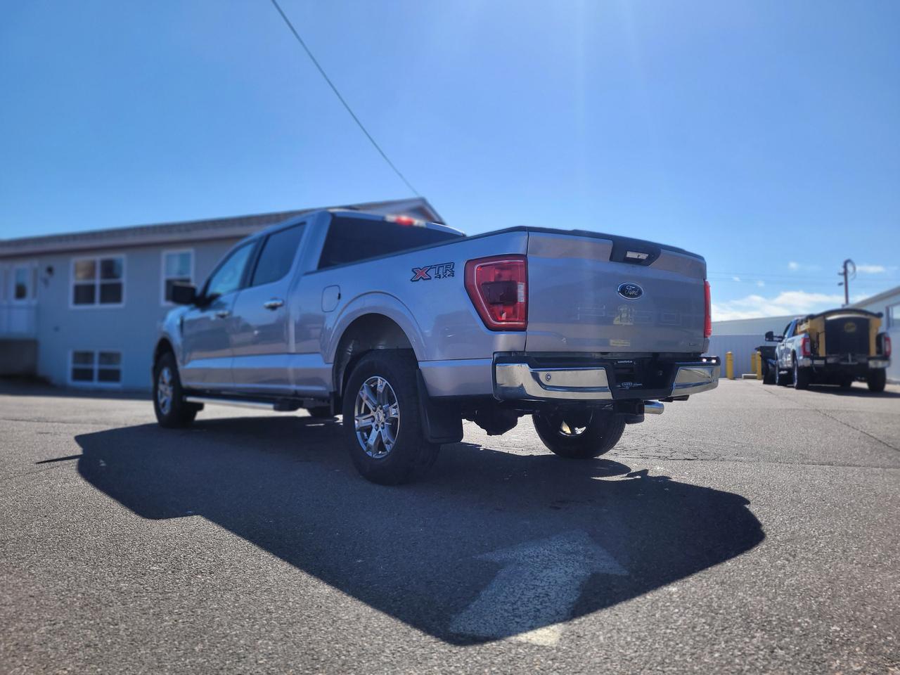 2022 Ford F-150 XLT 4WD SUPERCREW 6.5' BO Photo3