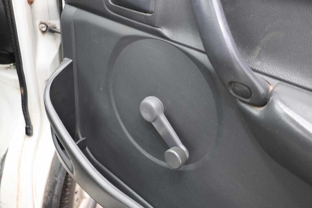 2007 Suzuki Carry 4WD 5-SPD MANUAL - LOW KMS|JDM IMPORT|KEI TRUCK Photo