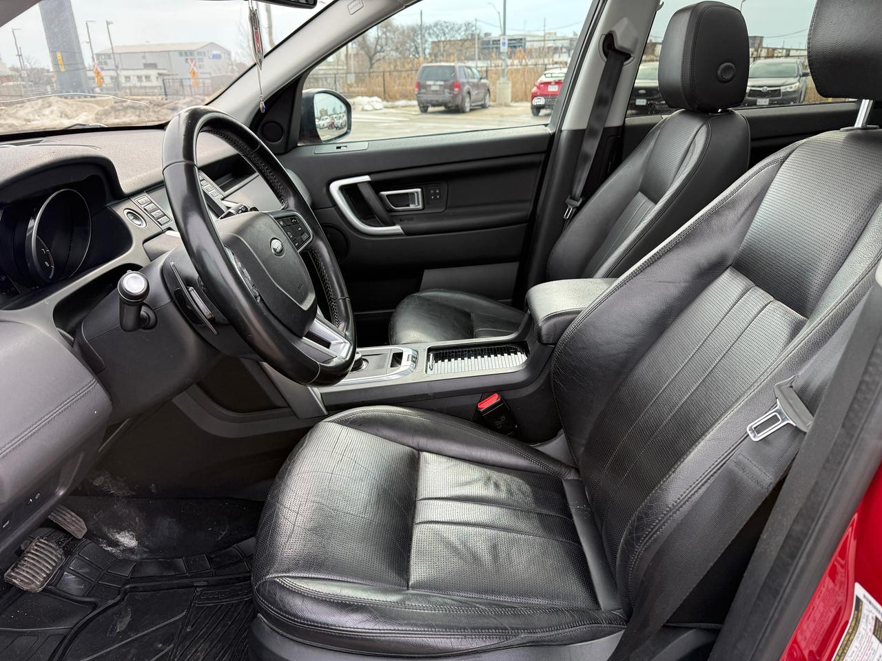 2018 Land Rover Discovery Sport HSE Photo