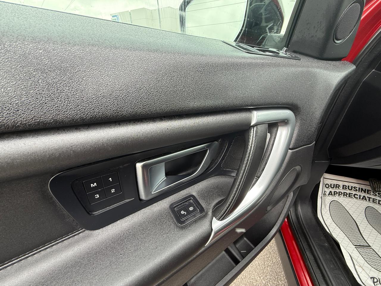 2018 Land Rover Discovery Sport HSE Photo