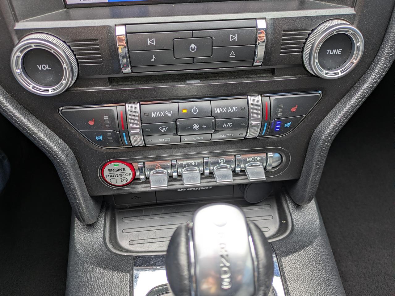 2017 Ford Mustang 2DR CONV ECOBOOST PREMIUM Photo