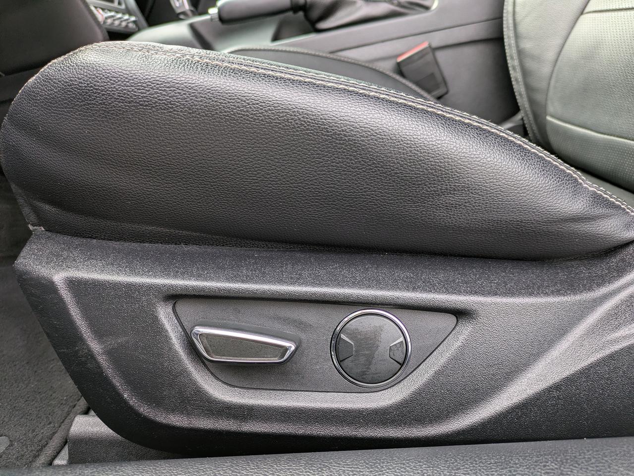 2017 Ford Mustang 2DR CONV ECOBOOST PREMIUM Photo