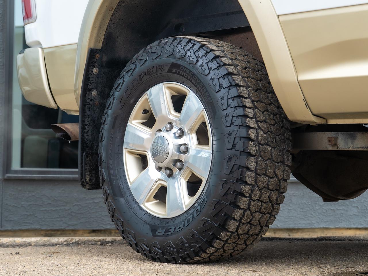 2014 RAM 2500 LONGHORN Photo3