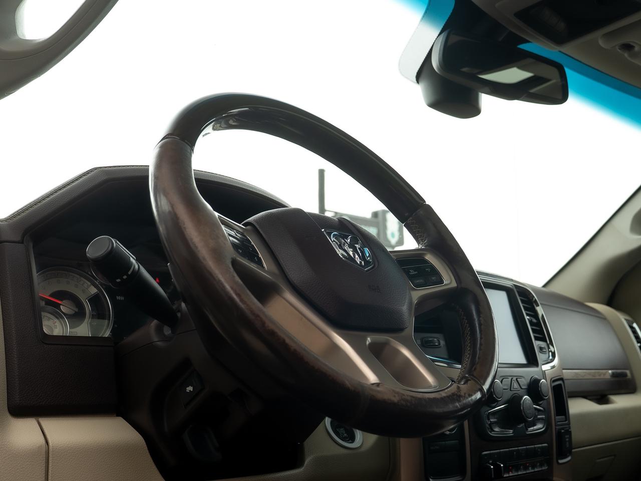 2014 RAM 2500 LONGHORN Photo13