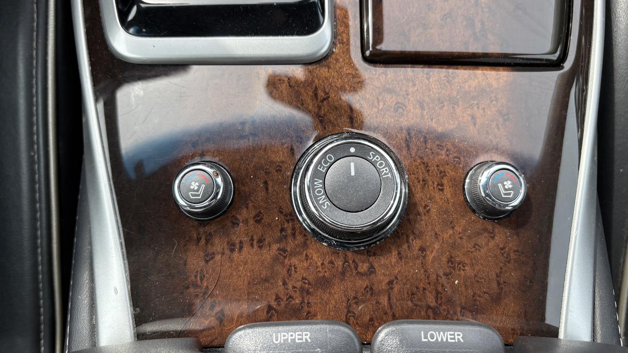 2016 Infiniti QX60  Photo