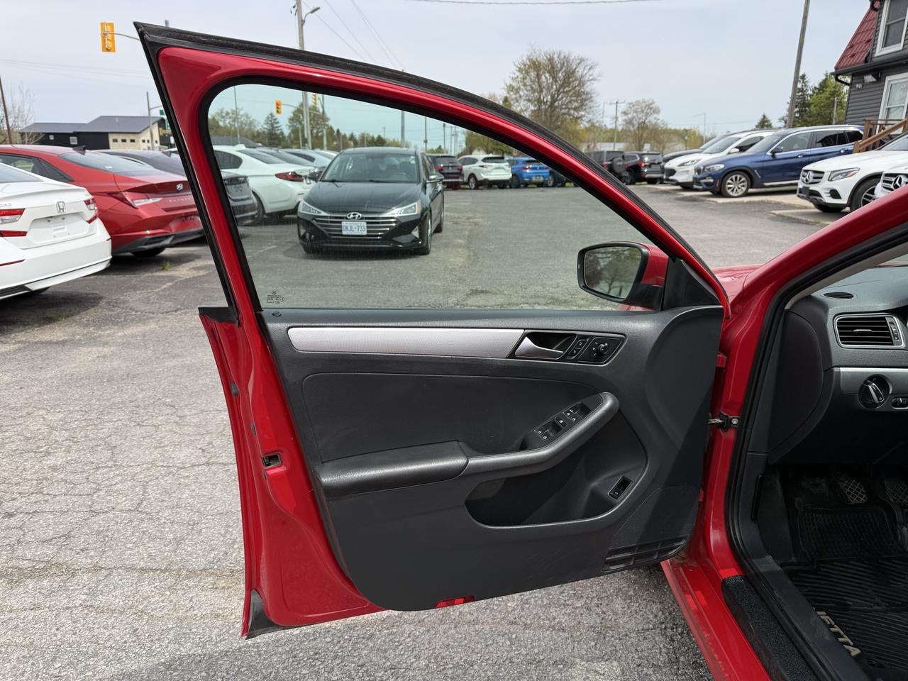 2015 Volkswagen Jetta 4dr 1.8 TSI Man Comfortline Photo