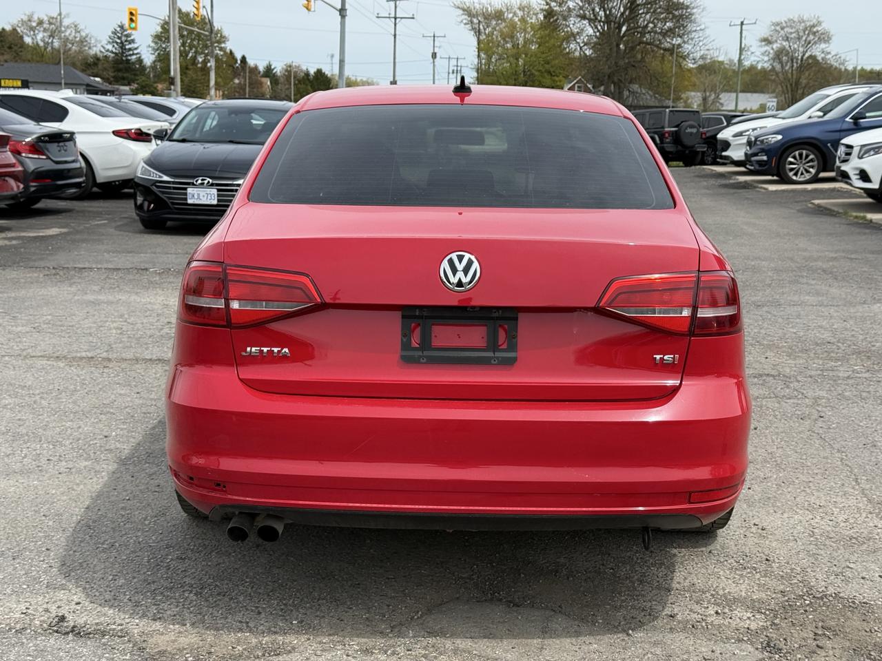 2015 Volkswagen Jetta 4dr 1.8 TSI Man Comfortline Photo3