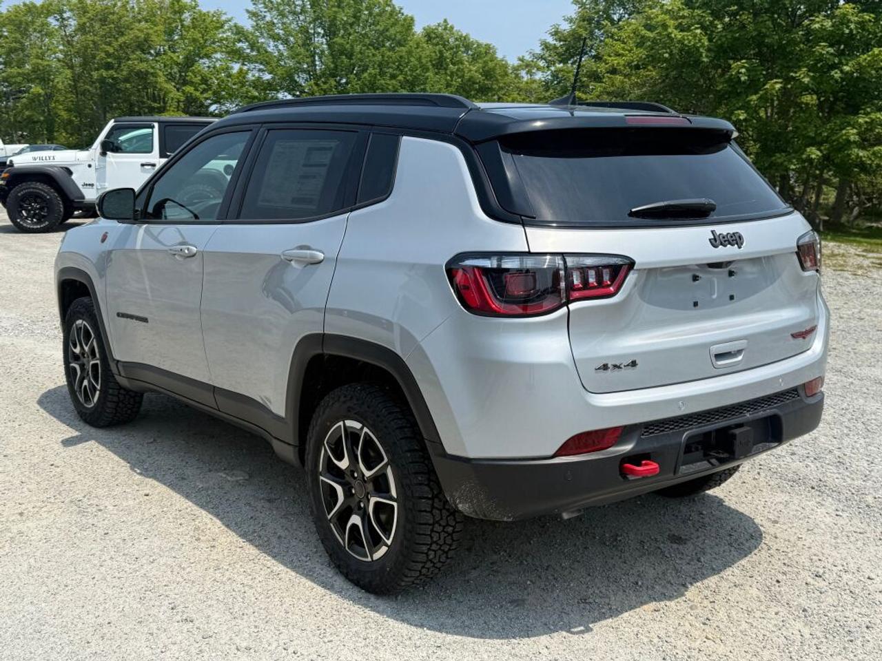 2026 Jeep Compass Trailhawk Photo