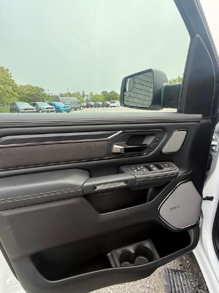 2026 RAM 1500 SPORT Photo