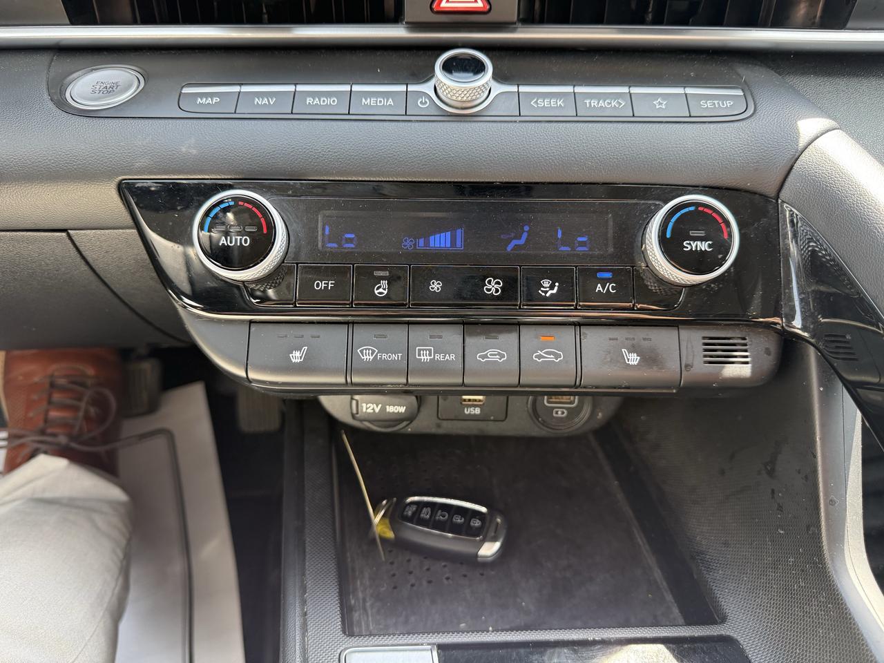 2022 Hyundai Elantra Ultimate Tech Photo