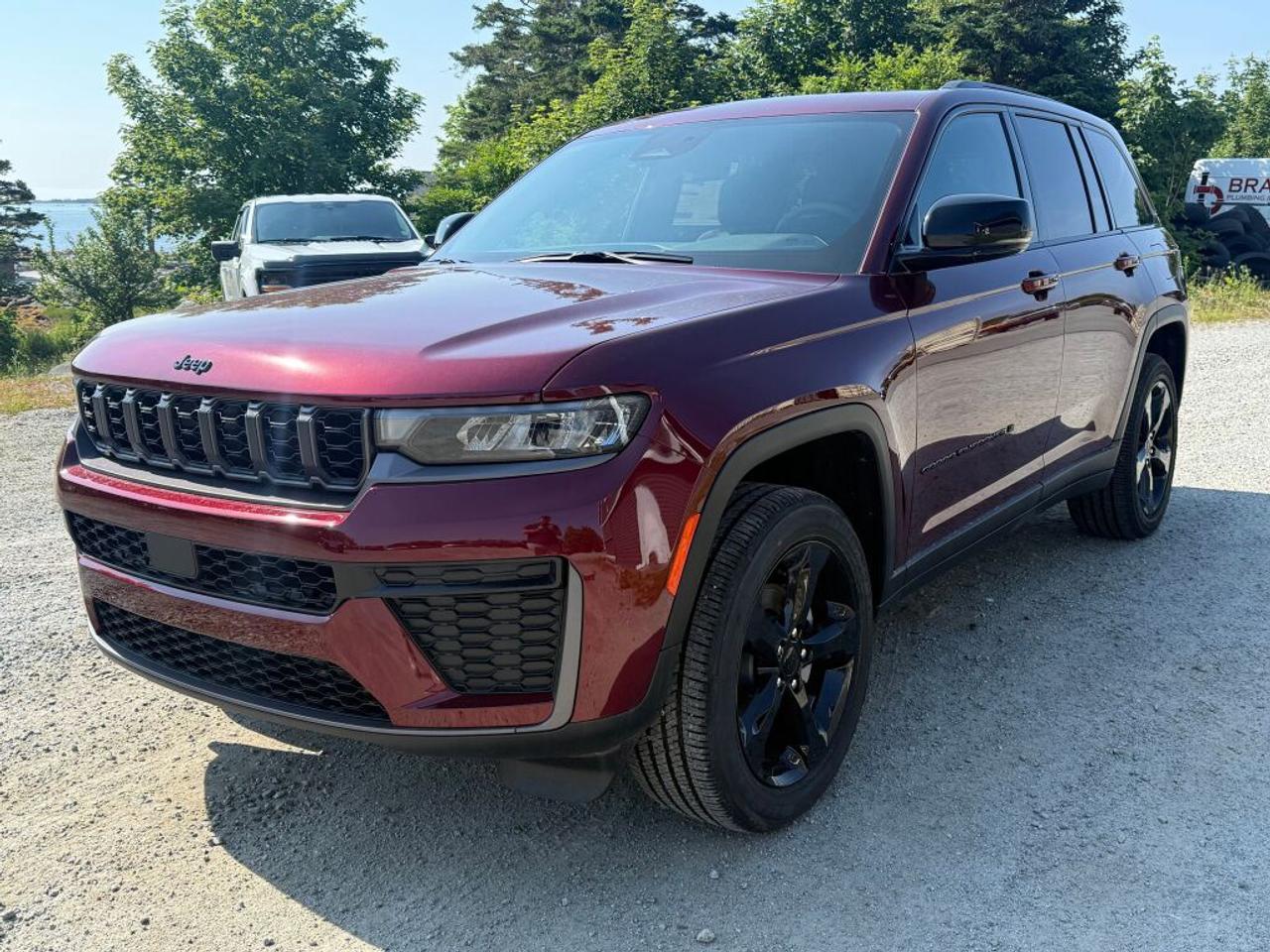 2026 Jeep Grand Cherokee Altitude