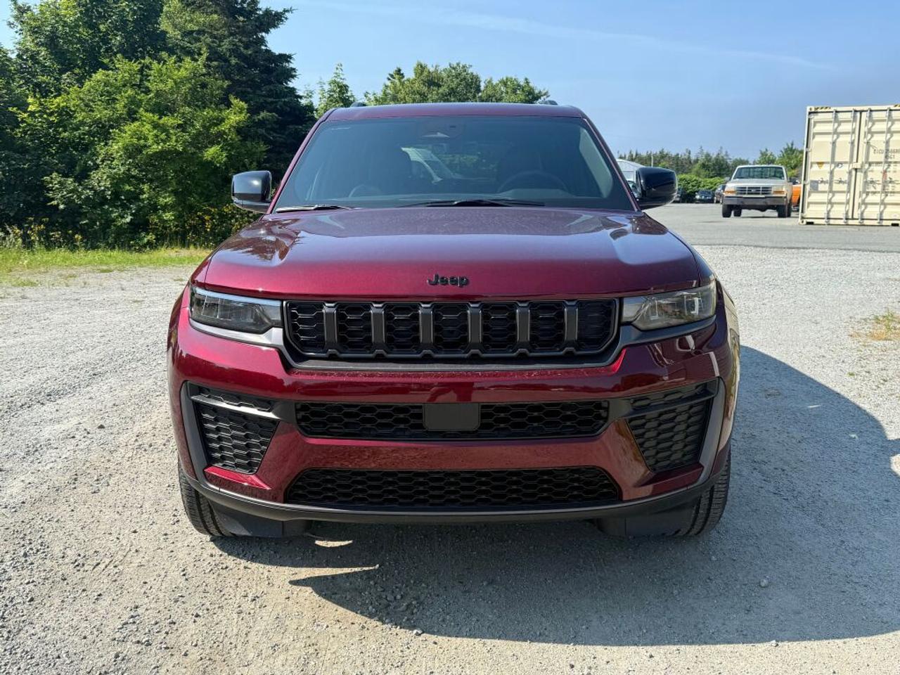 2026 Jeep Grand Cherokee Altitude Photo